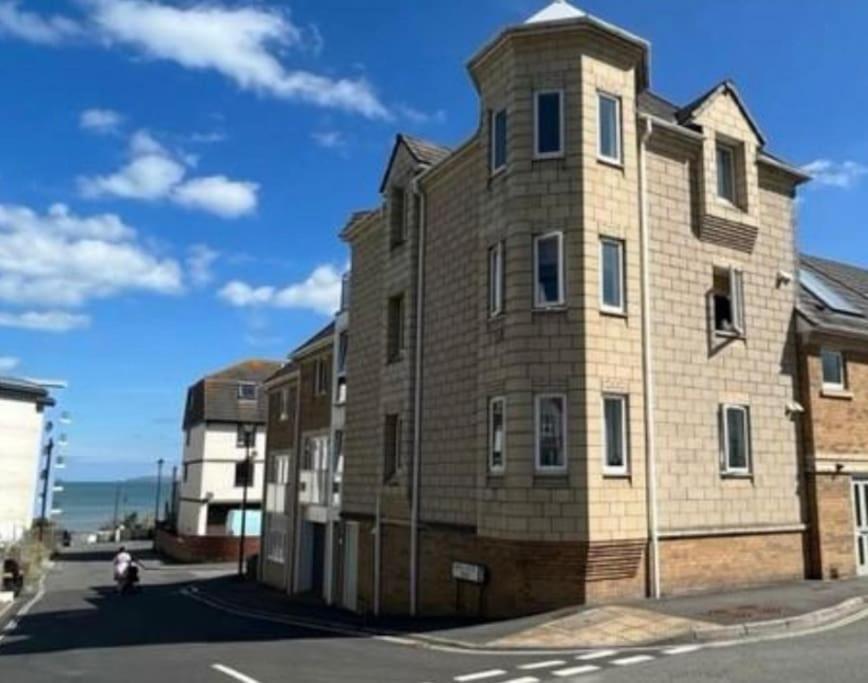 Seaside Modern Apartment Westward Ho!  Esterno foto